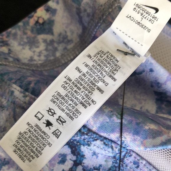 NIKE (L) Training Br - Picture 11 of 12